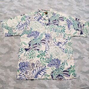 New Edition Shirt Mens Medium Tan Hawaiian Beach Giraffe Short Sleeve Button-Up